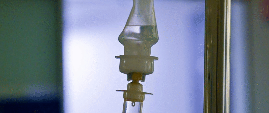 Sueros intravenosos para prevenir enfermedades virales
